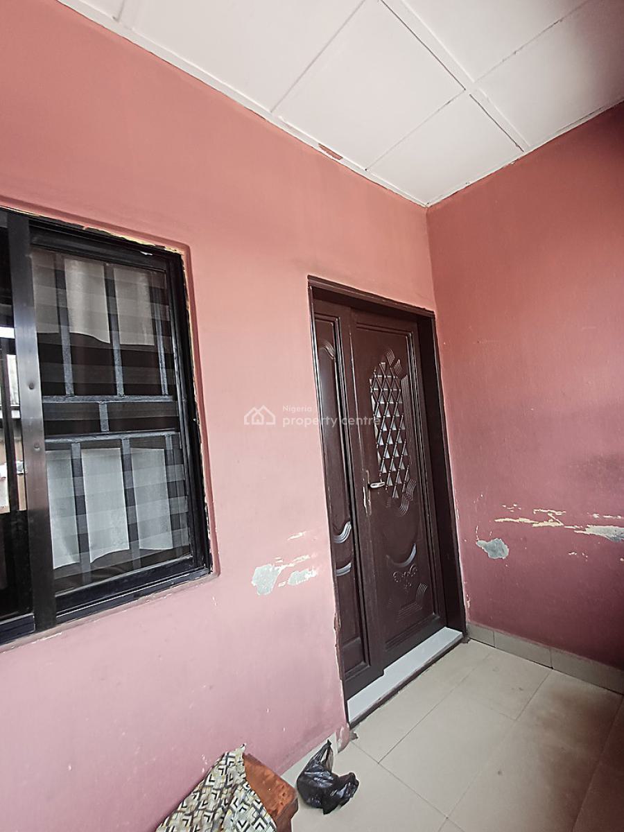 3 Units of 1 Bedroom Flats and a Self Contain, Iwofe, Rumolumeni, Port Harcourt, Rivers, Block of Flats for Sale