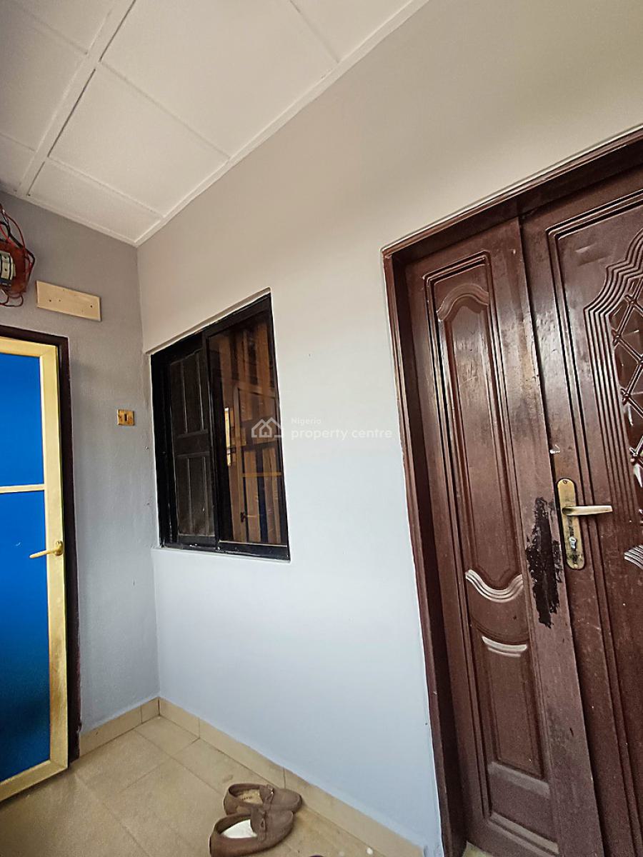 3 Units of 1 Bedroom Flats and a Self Contain, Iwofe, Rumolumeni, Port Harcourt, Rivers, Block of Flats for Sale