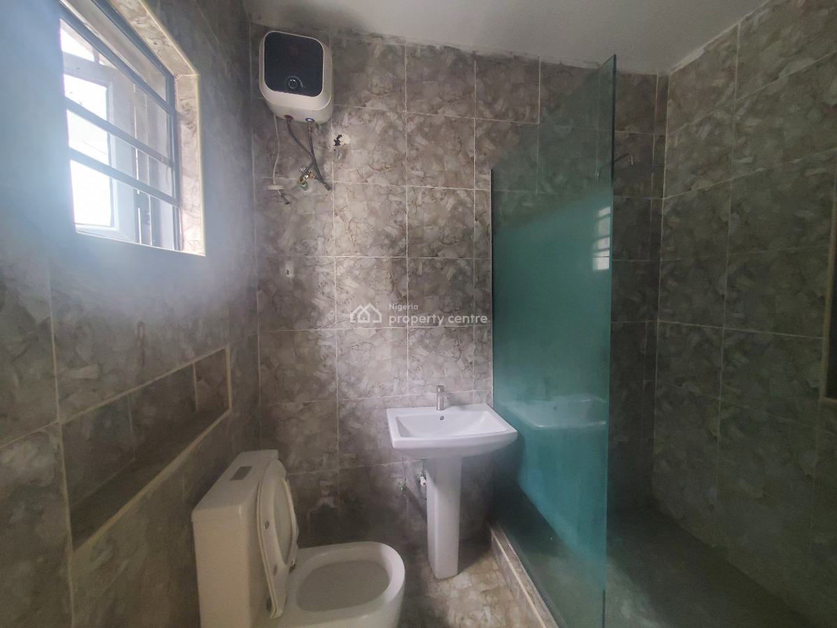 Well Maintained Serviced 2-bedroom Apartment with Swimming Pool and Gy, Off Kunsela Road, Ikate, Lekki, Lagos, Flat / Apartment for Rent