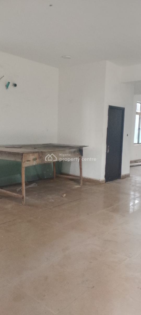 a Spacious Office Space, Lekki Phase 1, Lekki, Lagos, Plaza / Complex / Mall for Rent