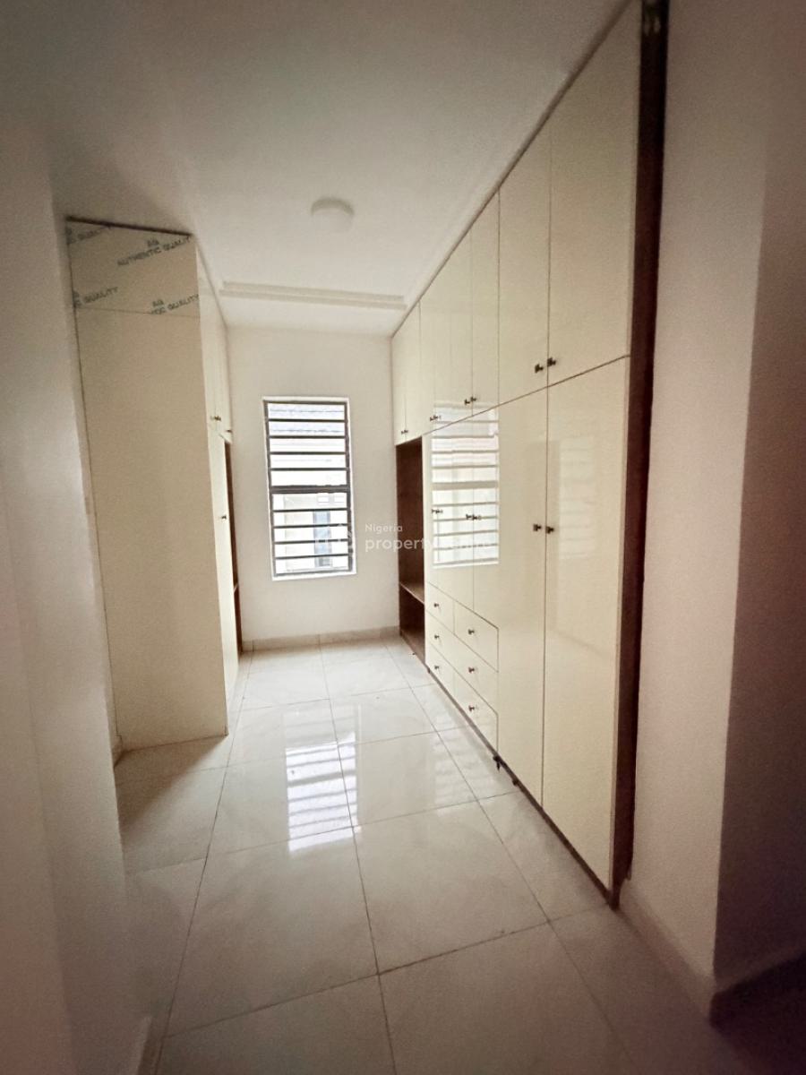 Simple 5 Bedroom Fully Detached Duplex with a Room Bq, Gra Phase 2, Magodo, Lagos, Detached Duplex for Sale