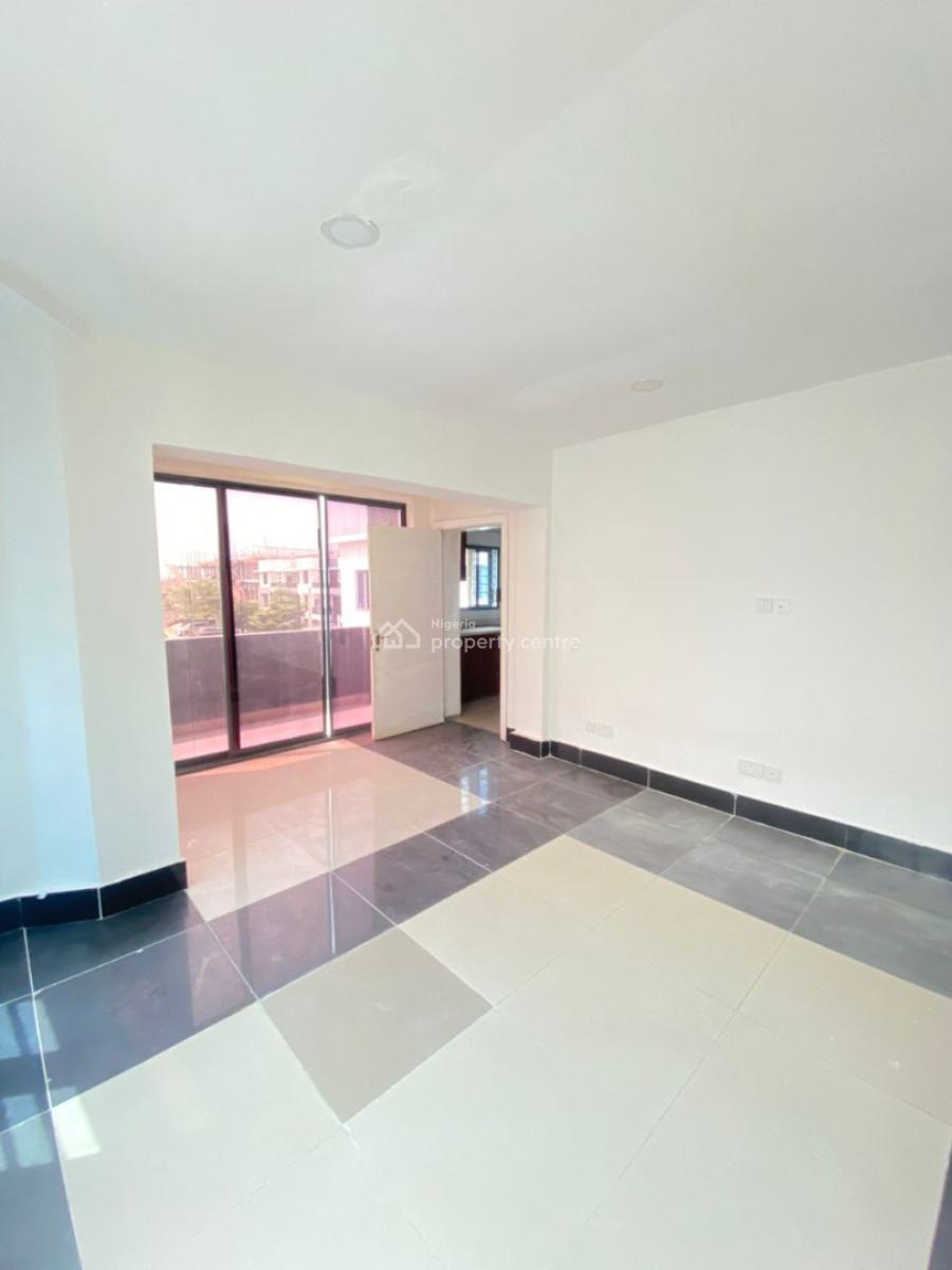 Well Built Serviced 2 Bedroom Apartment, Lekki Phase 1, Lekki, Lagos, Flat / Apartment for Rent