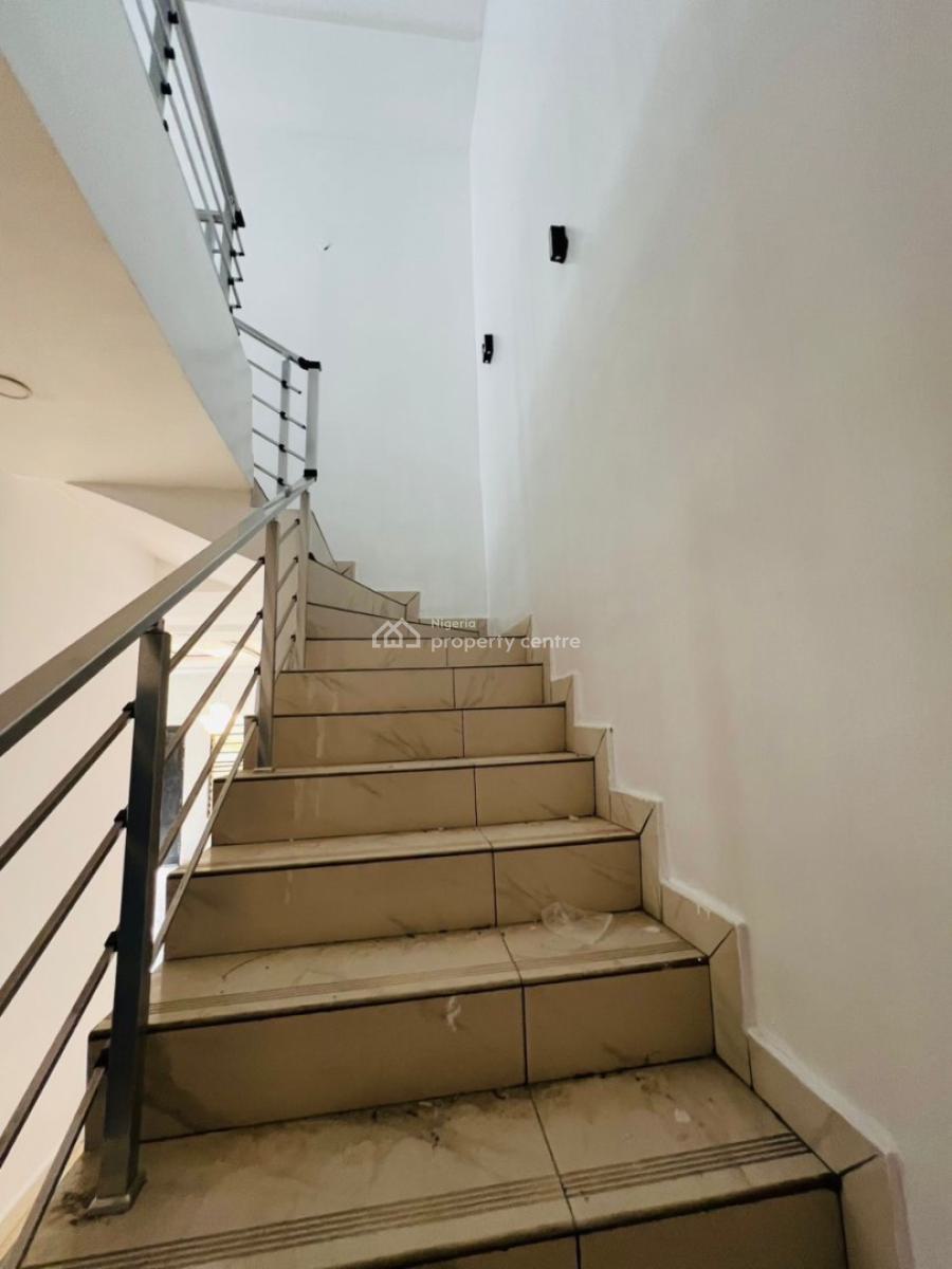 Well Maintained 4 Bedroom Semi Detached Duplex, Lekki, Lagos, Semi-detached Duplex for Rent