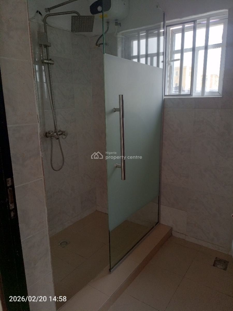 3 Bedrooms Newly Built Luxurious Flat with Bq, Off Mobil Road, Ilaje, Ajah, Lagos, Flat / Apartment for Rent