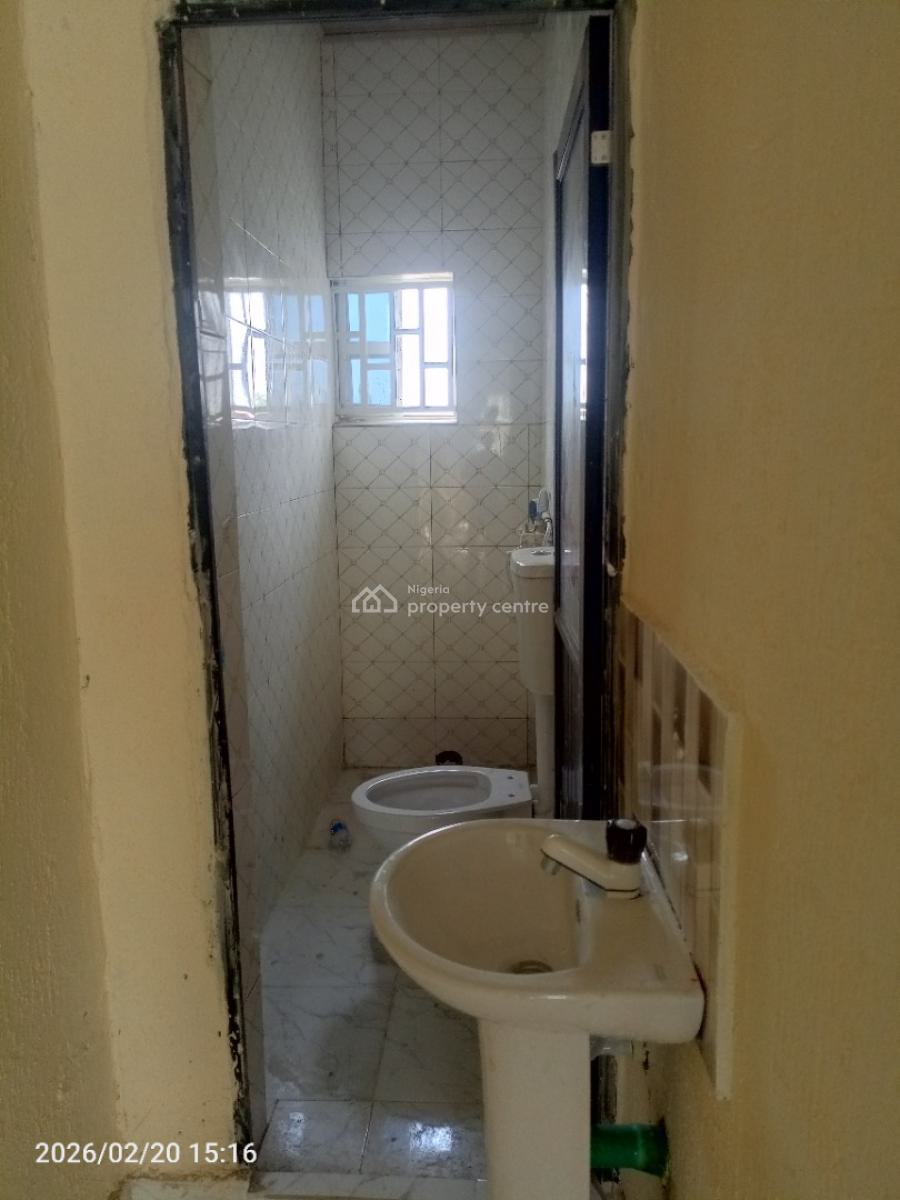 3 Bedroom Newly Built Flat, Off Mobil Road, Ilaje, Ajah, Lagos, Flat / Apartment for Rent
