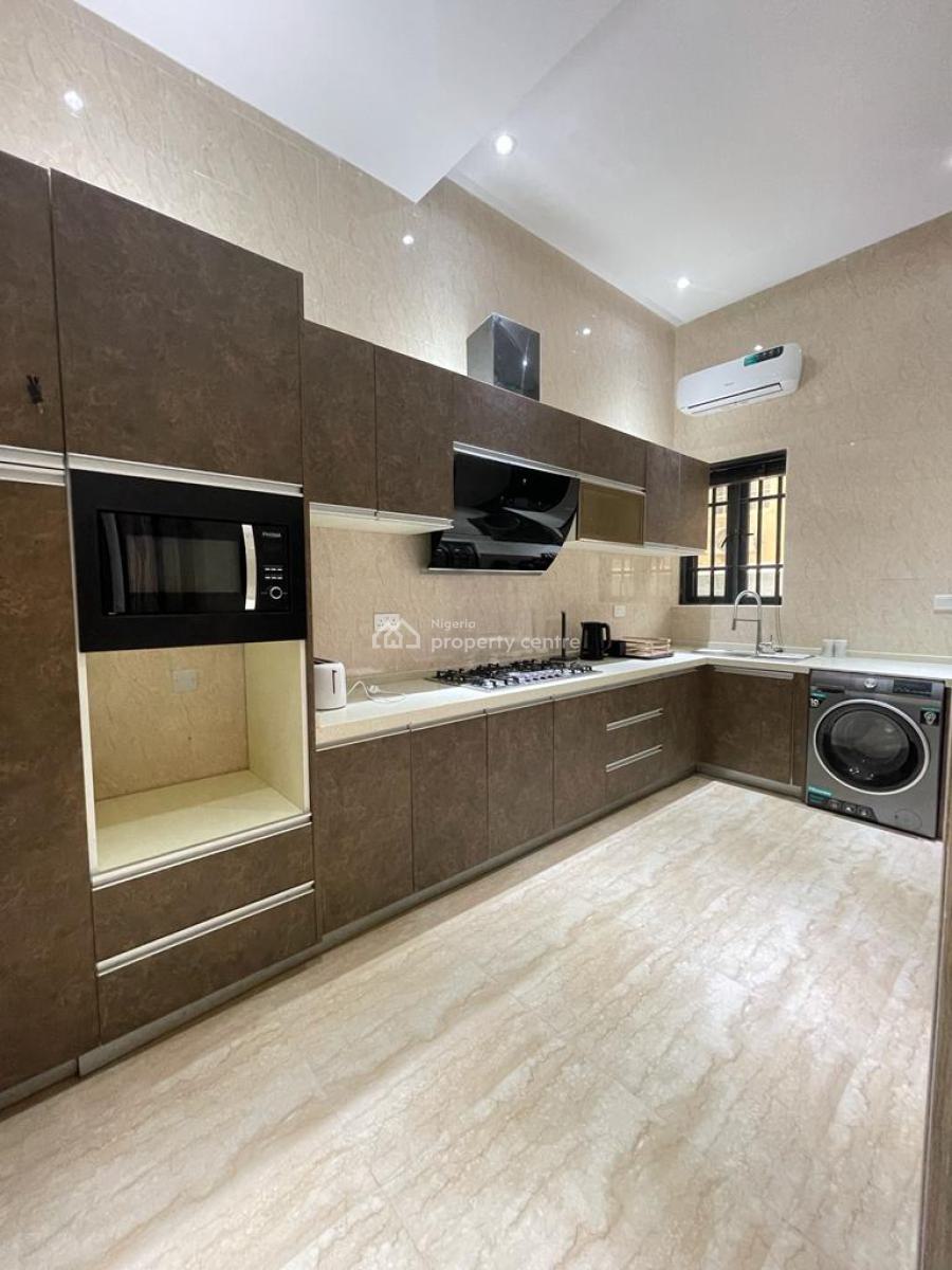 Spacious 3 Bedroom Apartment in a Serene Nieghborhood, Alausa Off Ikeja City Mall, Ikeja, Lagos, Flat / Apartment Short Let