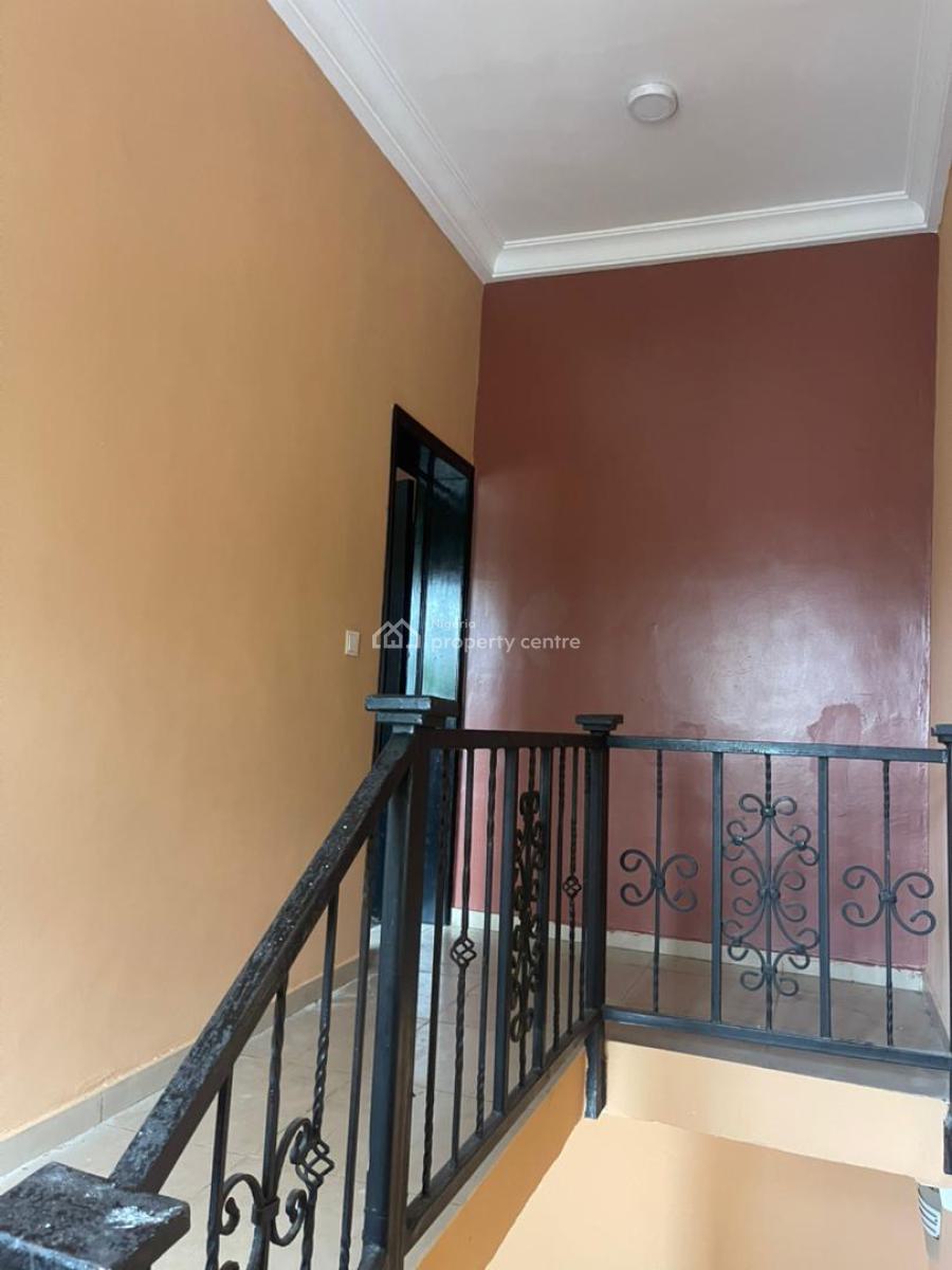 Spacious 3 Bedroom Apartment, Lekki Phase 1, Lekki, Lagos, Flat / Apartment for Rent