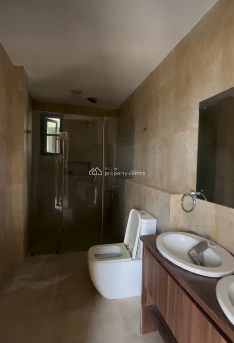 Well-finished and Serviced 4 Bedroom En-suite Townhouse with an Enclos, Lekki Phase 1, Lekki, Lagos, Terraced Duplex for Rent