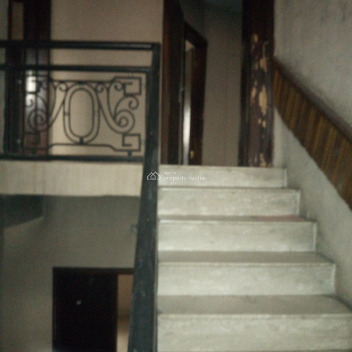Executive & Luxury 4 Bedroom Fully Detached Duplex with a Room Bq, Akobi Crescent Off Fashoro, Surulere Lagos, Surulere, Lagos, Detached Duplex for Rent