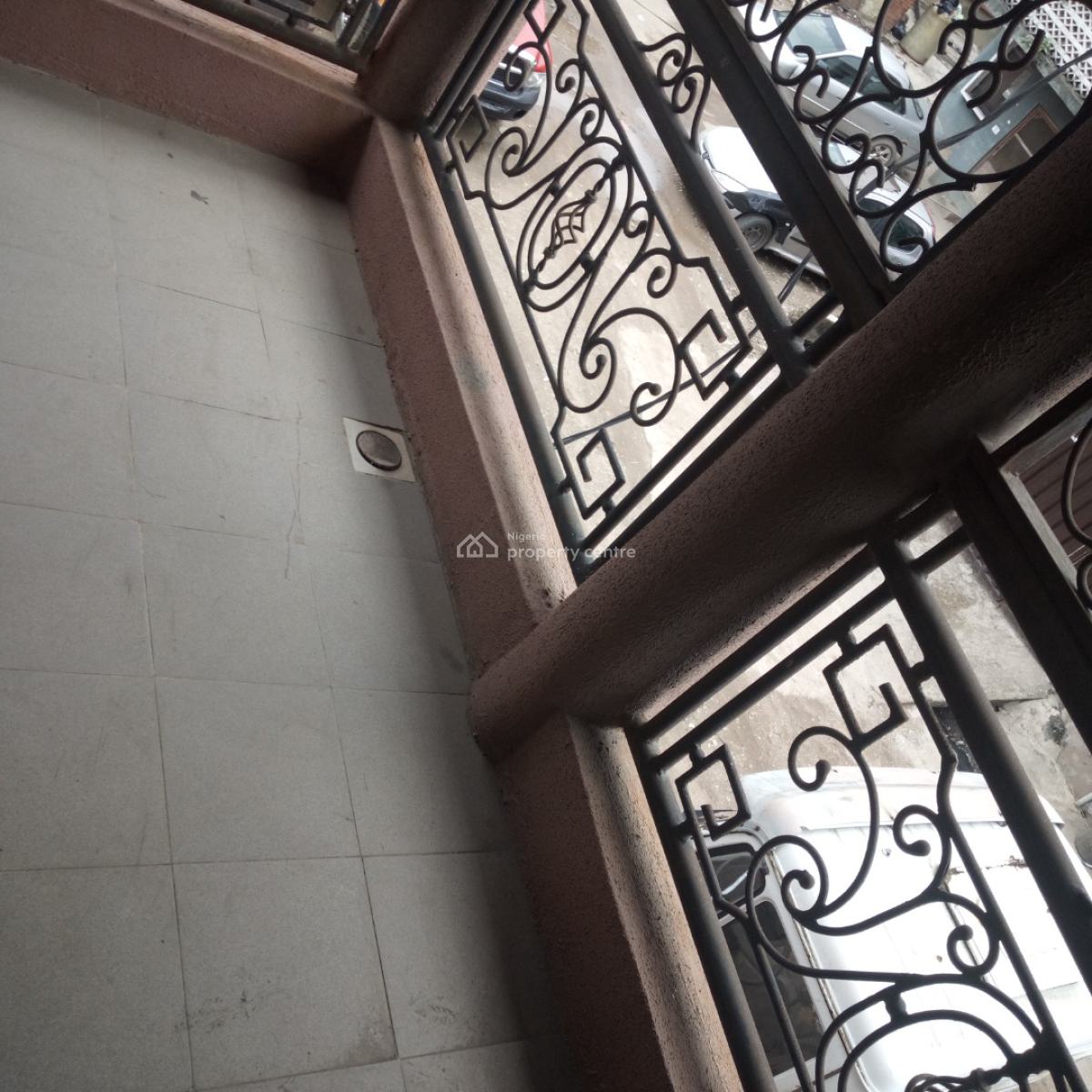 Executive & Luxury 4 Bedroom Fully Detached Duplex with a Room Bq, Akobi Crescent Off Fashoro, Surulere Lagos, Surulere, Lagos, Detached Duplex for Rent