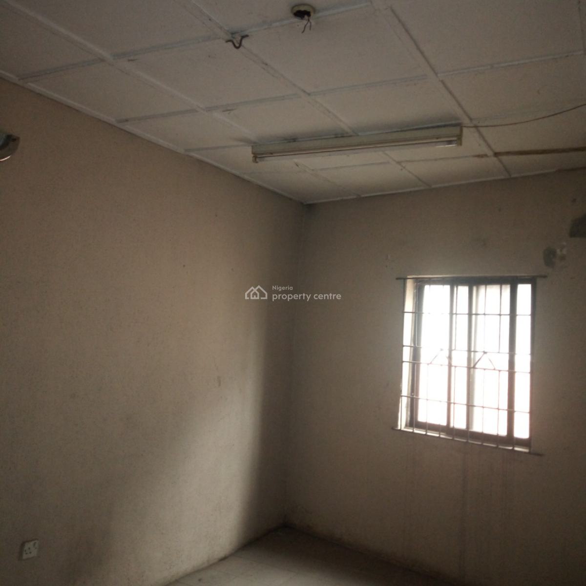 Executive & Luxury 4 Bedroom Fully Detached Duplex with a Room Bq, Akobi Crescent Off Fashoro, Surulere Lagos, Surulere, Lagos, Detached Duplex for Rent