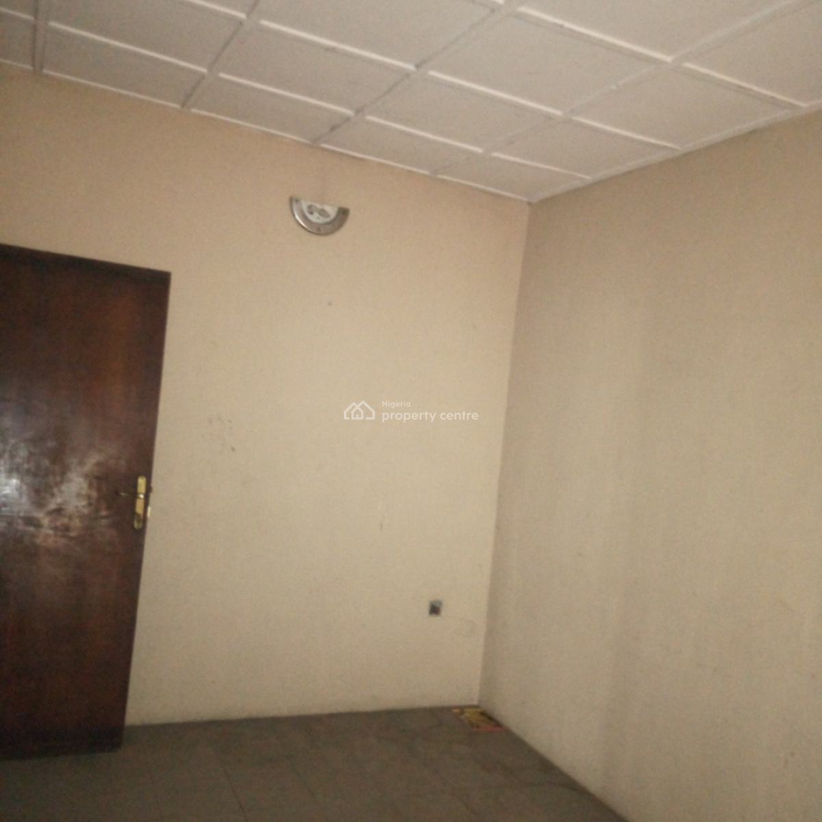 Executive & Luxury 4 Bedroom Fully Detached Duplex with a Room Bq, Akobi Crescent Off Fashoro, Surulere Lagos, Surulere, Lagos, Detached Duplex for Rent