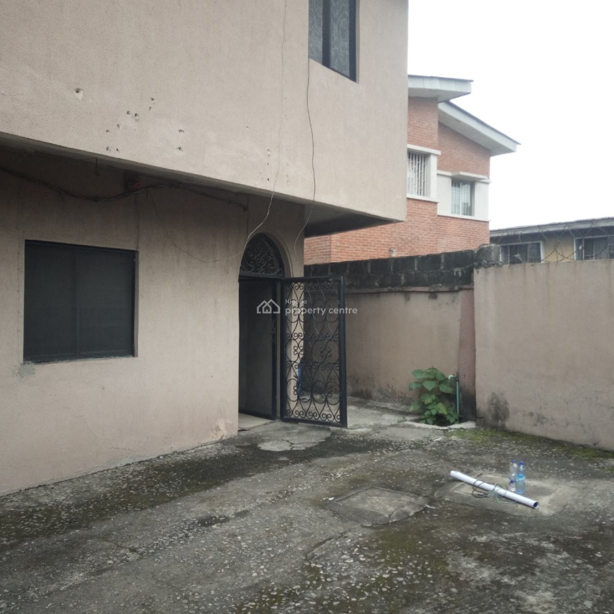 Executive & Luxury 4 Bedroom Fully Detached Duplex with a Room Bq, Akobi Crescent Off Fashoro, Surulere Lagos, Surulere, Lagos, Detached Duplex for Rent