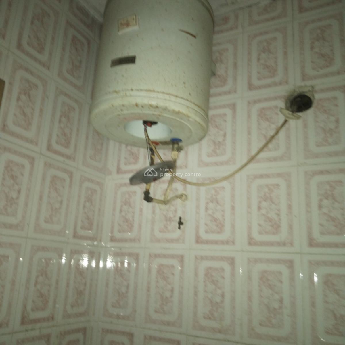 Executive & Luxury 4 Bedroom Fully Detached Duplex with a Room Bq, Akobi Crescent Off Fashoro, Surulere Lagos, Surulere, Lagos, Detached Duplex for Rent