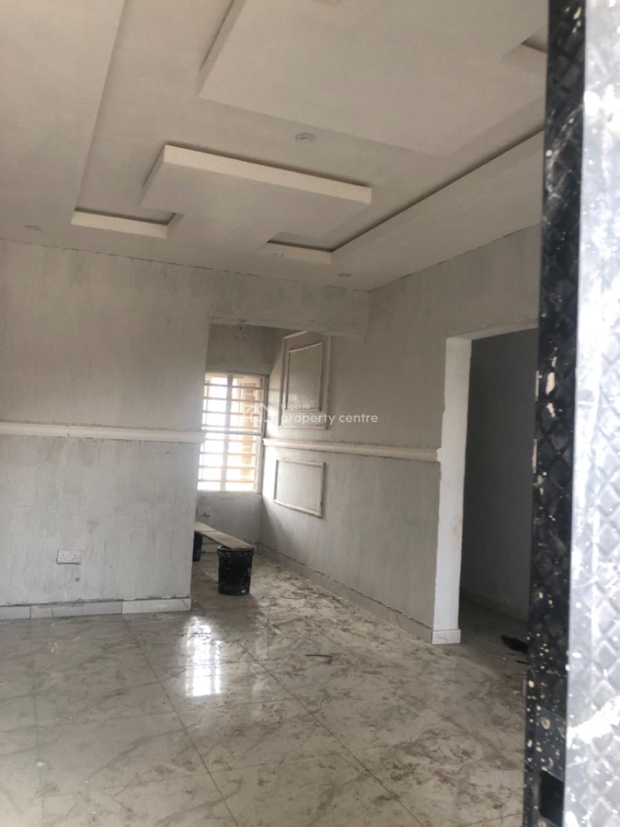 Lovely 2bedroom at Makogi Magboro, Makogi Magboro, Magboro, Ogun, Flat / Apartment for Rent