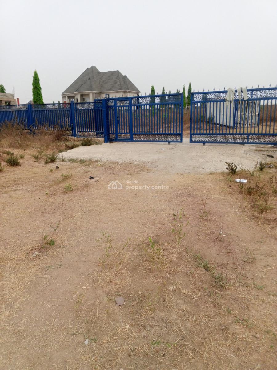 Massive 3,500sqm Commercial Plot  By Express Highway, Kubwa, Abuja, Commercial Land for Sale