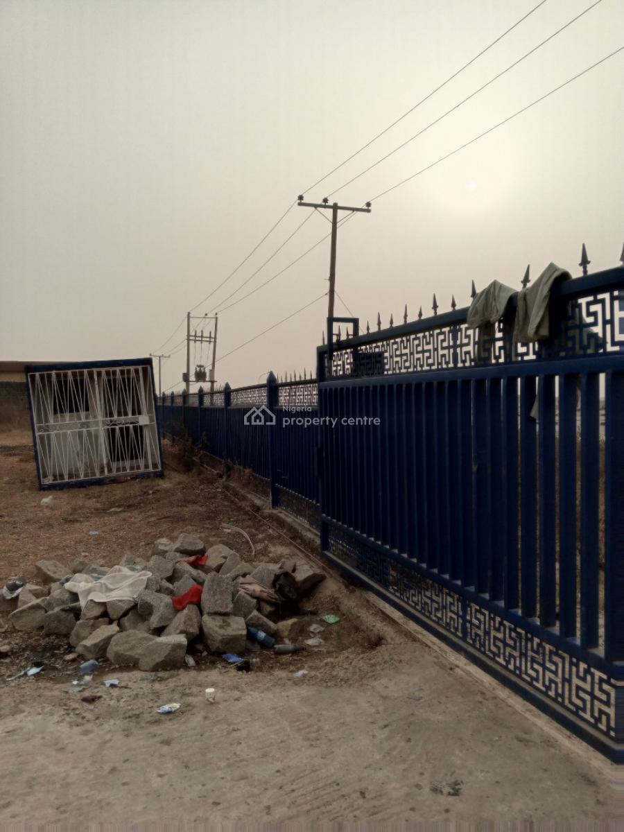 Massive 3,500sqm Commercial Plot  By Express Highway, Kubwa, Abuja, Commercial Land for Sale