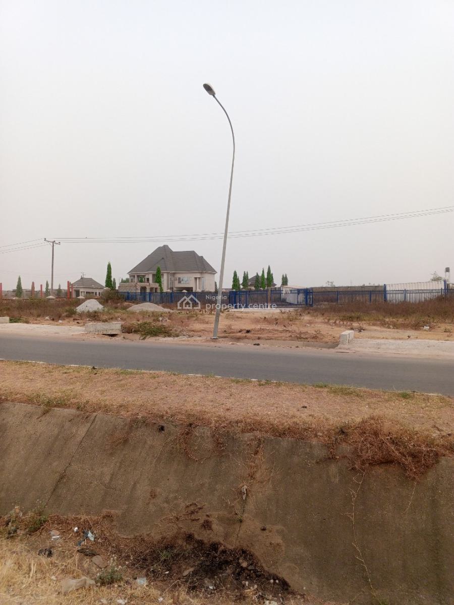 Massive 3,500sqm Commercial Plot  By Express Highway, Kubwa, Abuja, Commercial Land for Sale