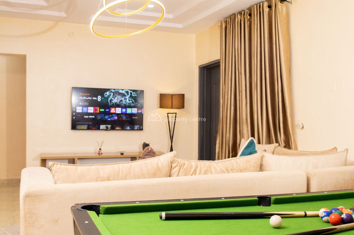 Cozy 2-bedroom Apartment, Gra, Ikeja, Lagos, Flat / Apartment Short Let