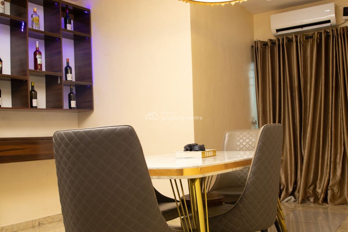 Cozy 2-bedroom Apartment, Gra, Ikeja, Lagos, Flat / Apartment Short Let