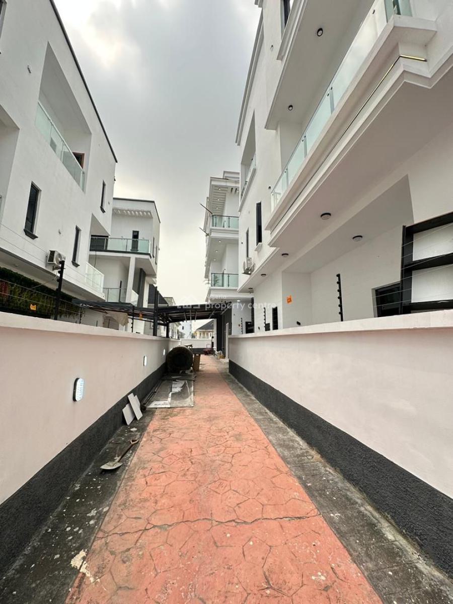 Exquisite 4 Bedroom Fully Detached Duplex with Pool & Bq -- Ikate, Ikate, Lekki, Lagos, Detached Duplex for Sale