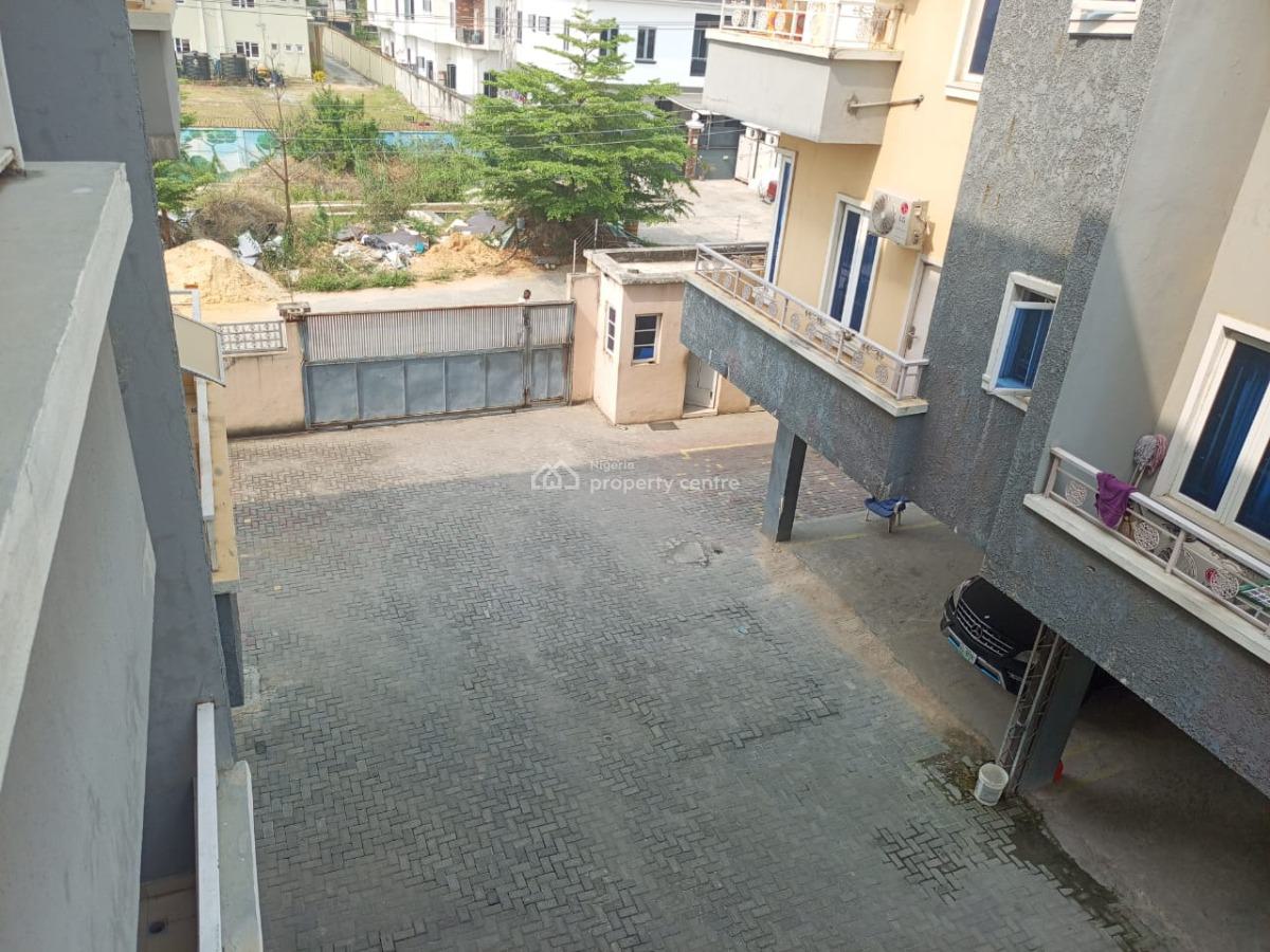 Serviced 3 Bedrooms Flat with Bq in Pristine Condition (unfurnished), Oral Estate, By Chevron Toll Gate, Lekki, Lagos, Flat / Apartment for Rent