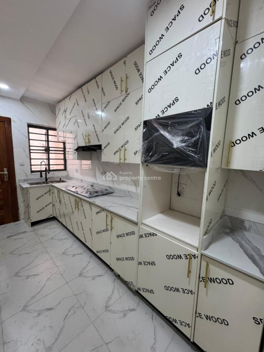 This Is a Lovely 3 Bedroom Apartment, Ologolo, Lekki, Lagos, Flat / Apartment for Rent