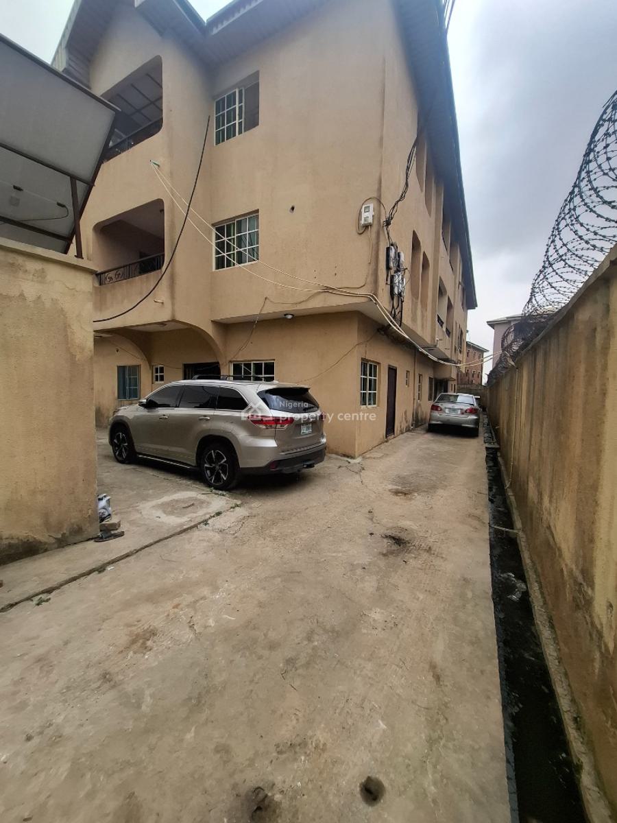 Block of 6 Units of 3-bedroom Flats on a Full Plot of Land.  Locatio, Ajali Street, Ajao Estate, Lagos 📄 Title: Certificate of, Isolo, Lagos, Block of Flats for Sale