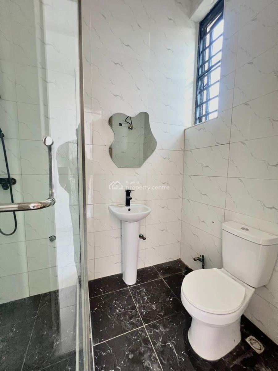 Well Finished 2 Bedroom Apartment with Pool -- Ologolo, Ologolo, Lekki, Lagos, Flat / Apartment for Sale