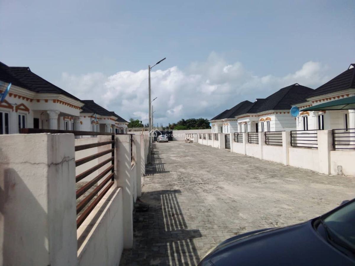 Spacious 3 Bedroom Detached Bungalow + Bq, De Castle, Awoyaya, Ibeju Lekki, Lagos, Detached Bungalow for Sale