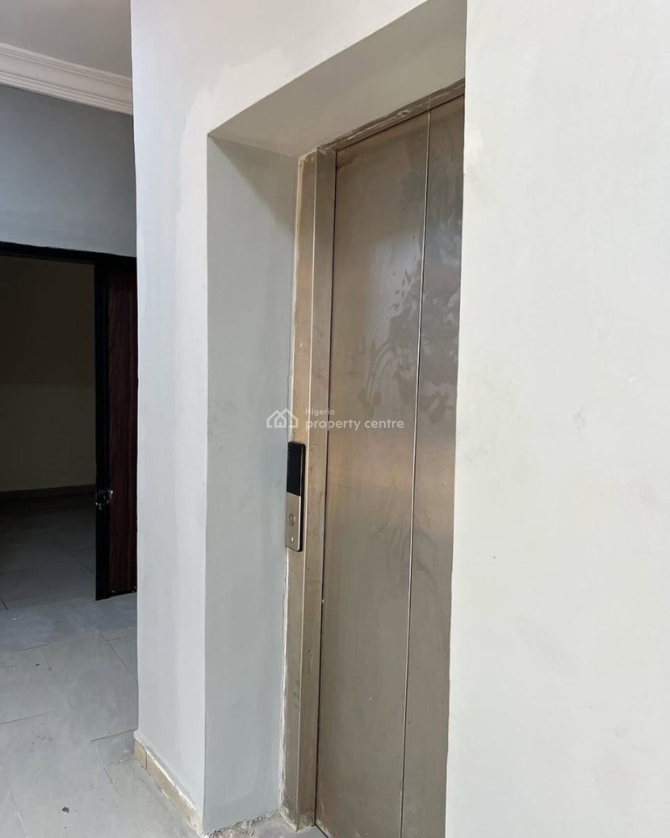 Newly Renovated 3-bedroom Apartments with Bq (including Penthouses), Lekki Phase 1, Lekki, Lagos, Flat / Apartment for Rent