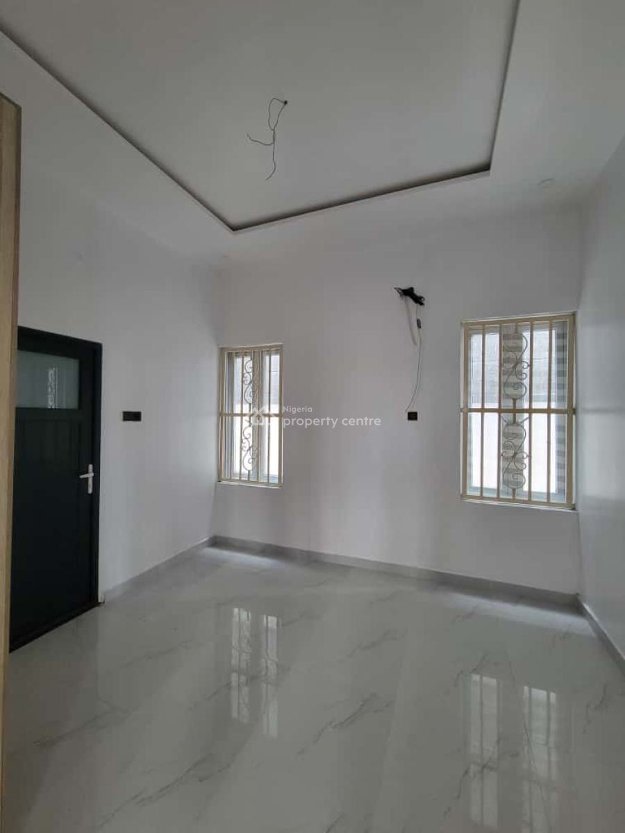 Spacious 5-bedroom Fully Detached Duplex with Bq  Location: Ikota Gra,, Lekki Schem 2 Estate, Ajah, Lagos, Detached Duplex for Rent