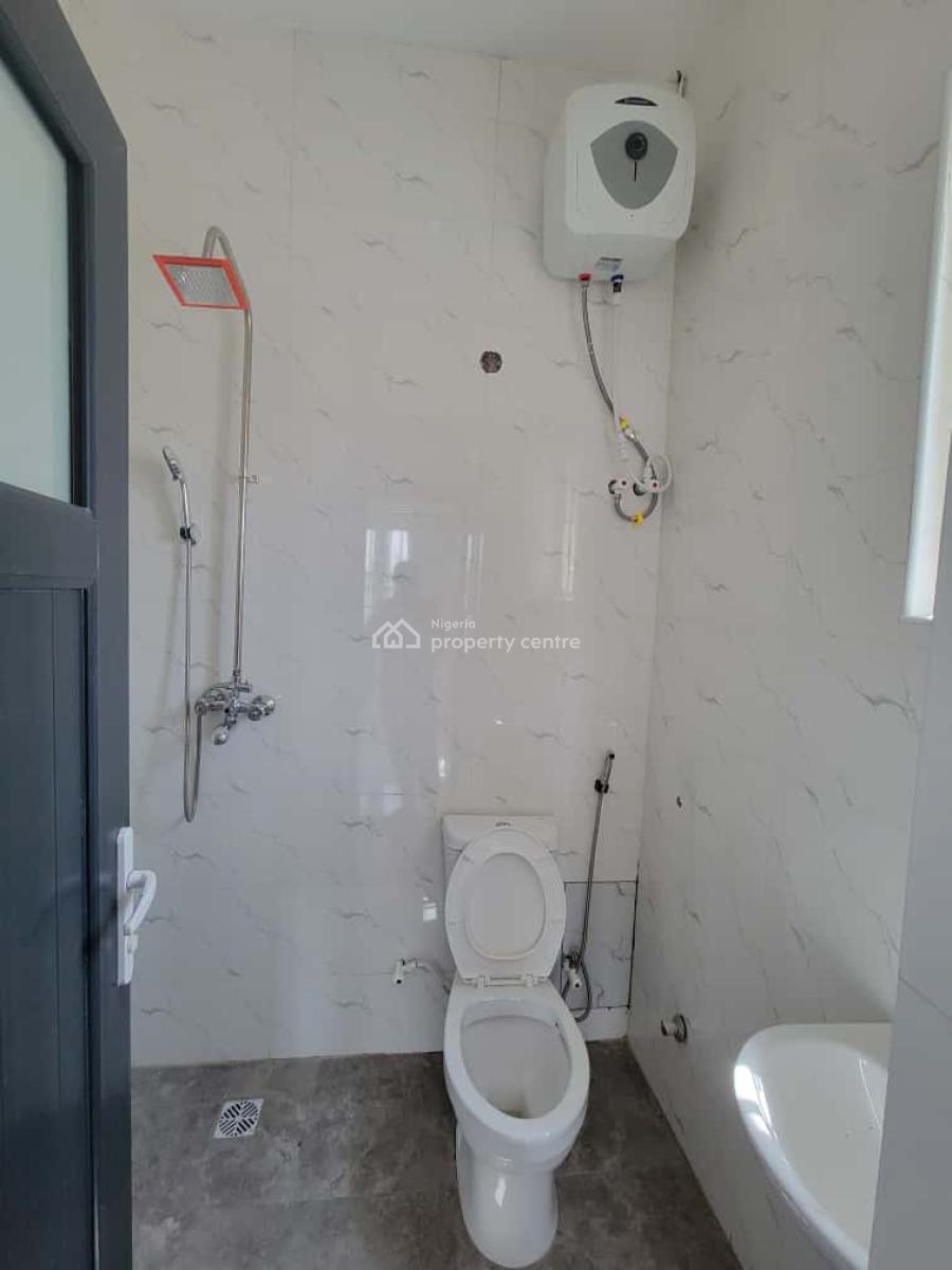 Spacious 5-bedroom Fully Detached Duplex with Bq  Location: Ikota Gra,, Lekki Schem 2 Estate, Ajah, Lagos, Detached Duplex for Rent