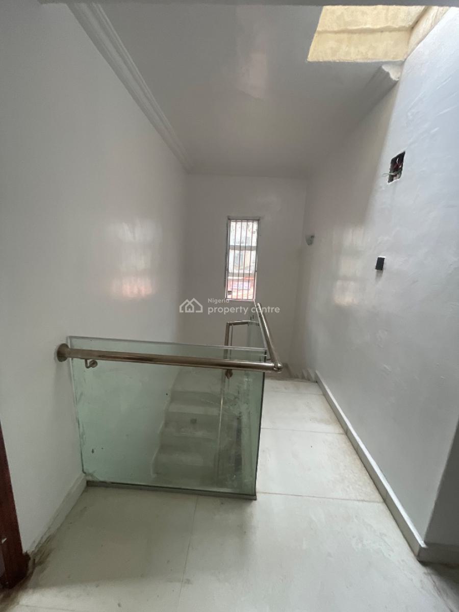 4bedrooms Semi Detached Duplex with 3rooms Boys Quarters, Femi Okunu Estate, Osapa, Lekki, Lagos, Semi-detached Duplex for Sale