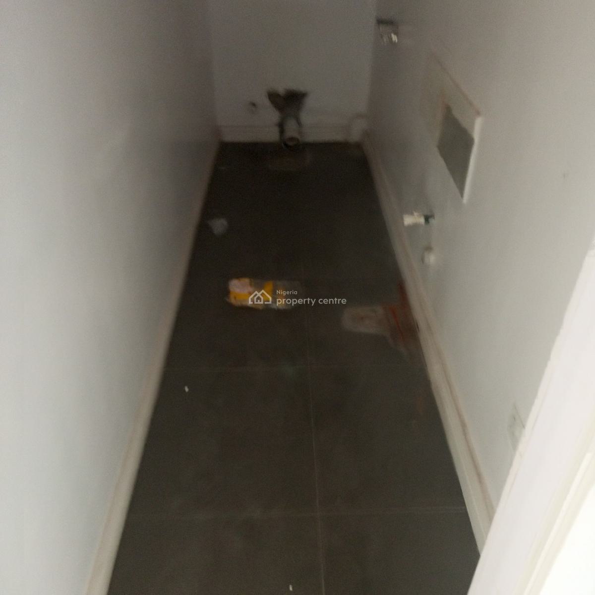 a Sharp and Spacious Shop Facing The Road, Sangotedo Ajah-lekki, Sangotedo, Ajah, Lagos, Shop for Rent