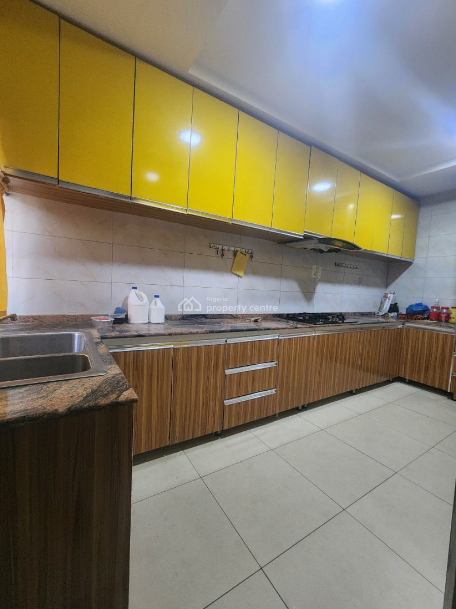 Spacious 3 Bedroom Duplex in a Secure Location, Naf Valley Estate, Asokoro District, Abuja, Terraced Duplex for Rent