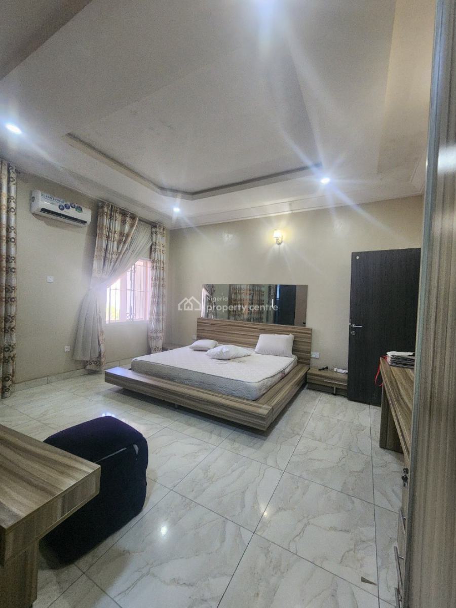 Spacious 3 Bedroom Duplex in a Secure Location, Naf Valley Estate, Asokoro District, Abuja, Terraced Duplex for Rent
