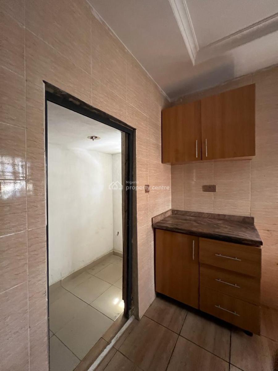 Direct Brief   Spacious Self Contained with Massive Kitchen, Orchid Before The Roundabout, Lekki, Lagos, Self Contain (single Rooms) for Rent