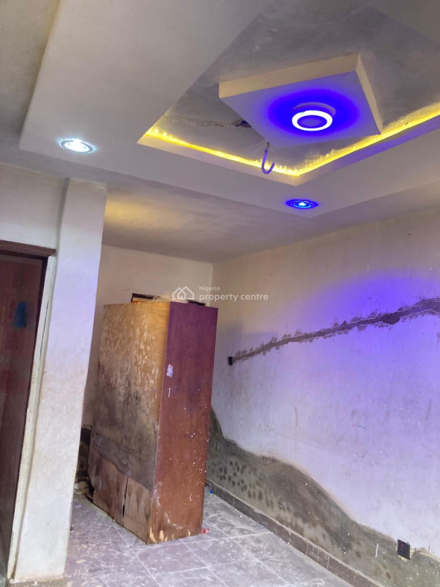 Newly Renovated Beautiful 3 Bedroom Flat All Room Ensuit with Pop, Inside Well Secured Estate Off Otunber Street Ojodu Berger, Ojodu, Lagos, Flat / Apartment for Rent