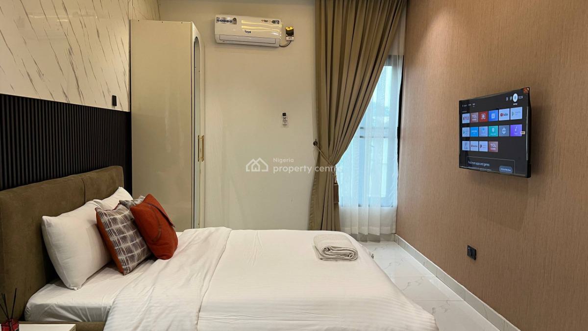 Nicely Furnished 1 Bedroom Apartment, Ikeja Gra, Ikeja, Lagos, Flat / Apartment Short Let