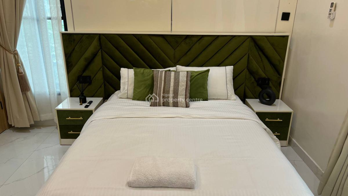 Nicely Furnished 1 Bedroom Apartment, Ikeja Gra, Ikeja, Lagos, Flat / Apartment Short Let