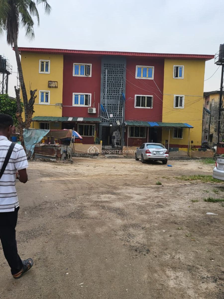 2 Bedroom Apartment, Games Village, Surulere, Surulere, Lagos, Flat / Apartment for Sale