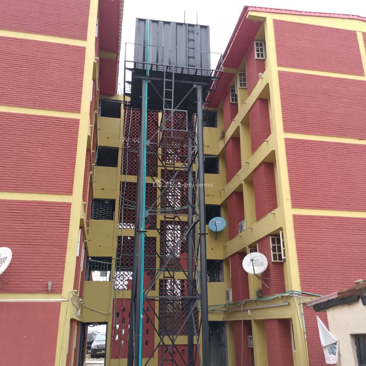 2 Bedroom Apartment, Games Village, Surulere, Surulere, Lagos, Flat / Apartment for Sale
