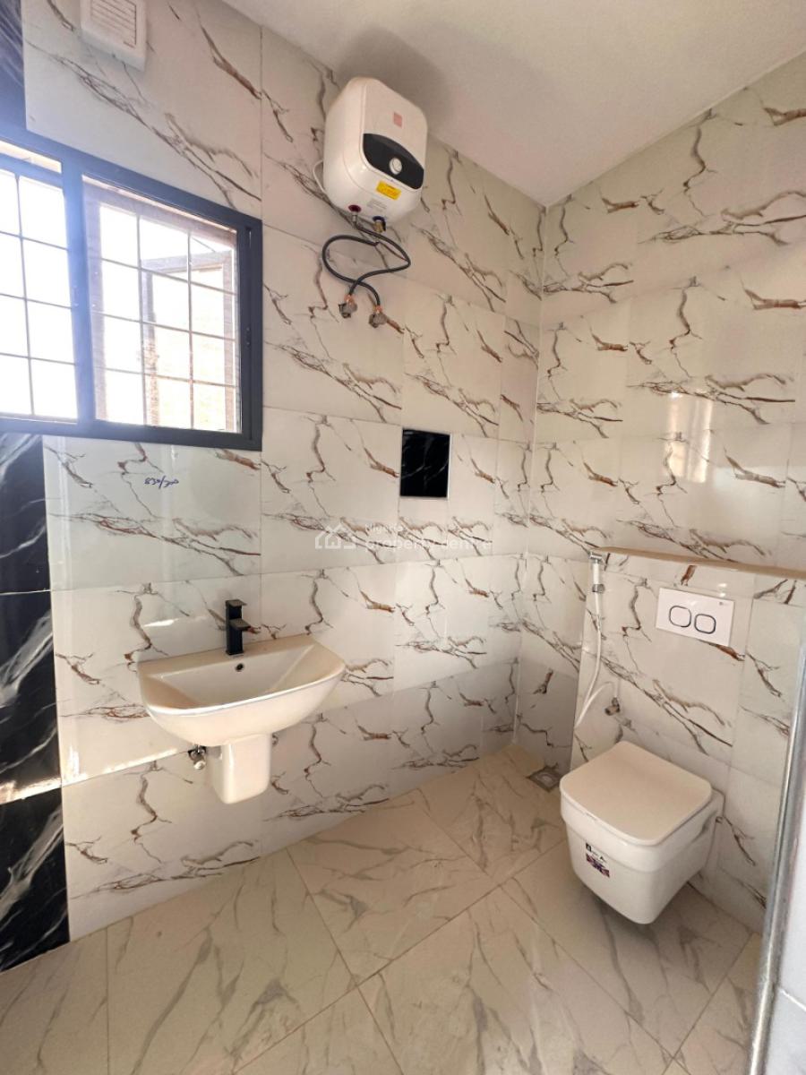 Amazing 5 Bedroom Terrace, Guzape Main, Guzape District, Abuja, Terraced Duplex for Sale