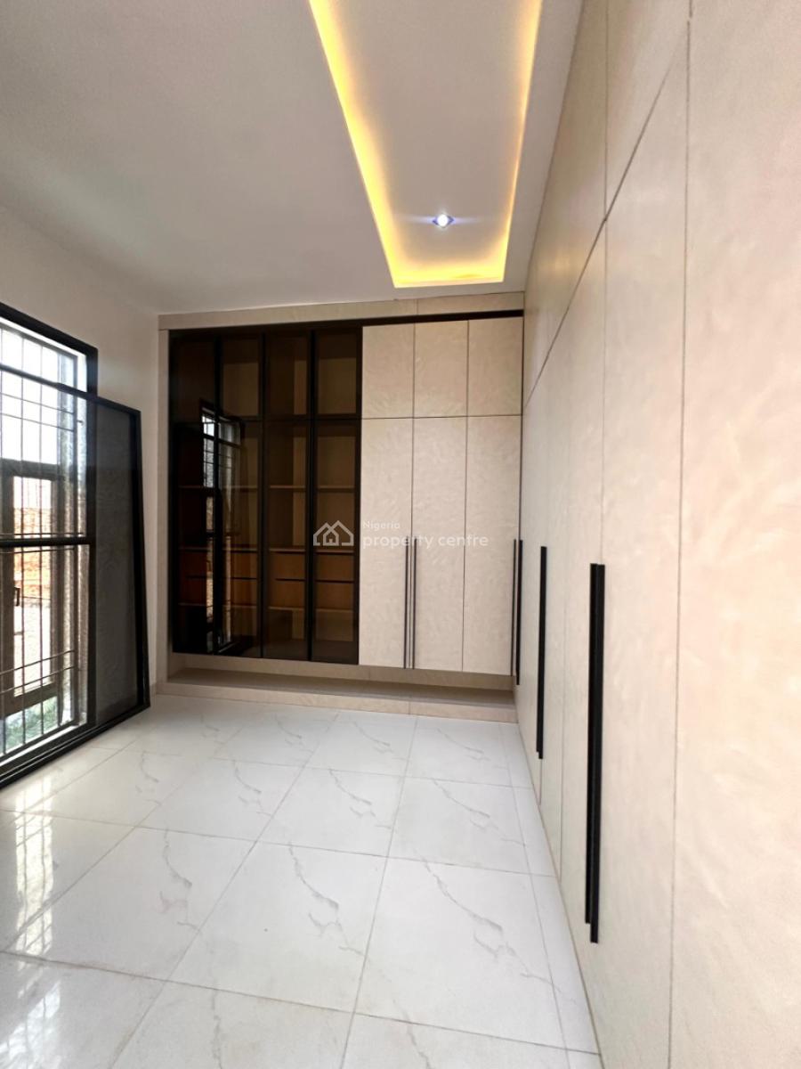Luxurious 6 Bedroom Smart Home, Guzape District, Abuja, Detached Duplex for Sale