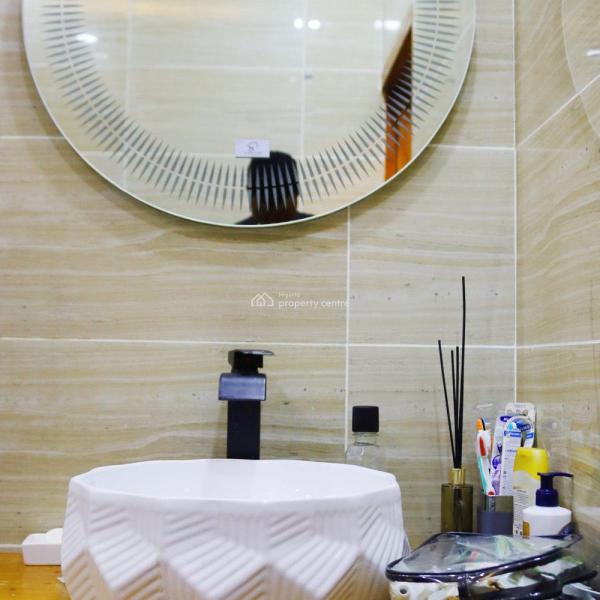 Nicely Furnished 1 Bedroom Apartment, Ajao Estate, Isolo, Lagos, Flat / Apartment Short Let