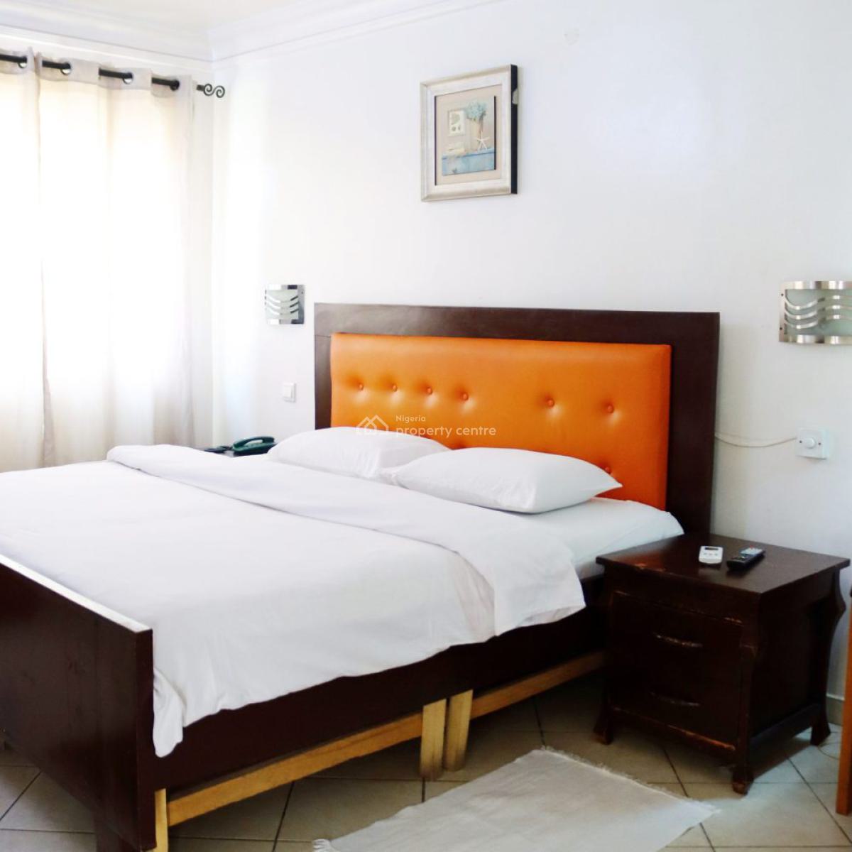 Nicely Furnshed Studio Apartment, Ajao Estate, Isolo, Lagos, Flat / Apartment Short Let