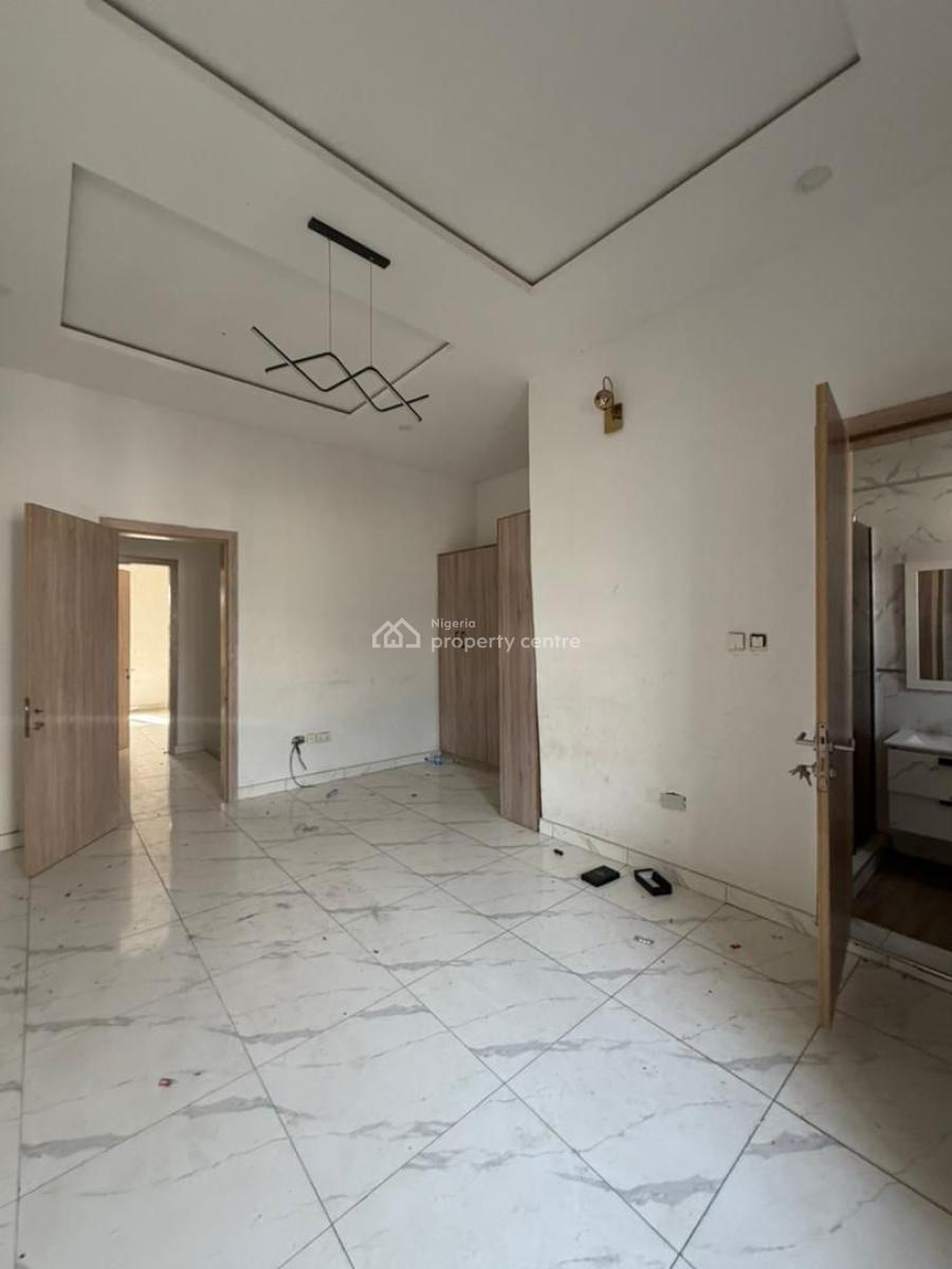 3-bedroom with Family Lounge, Ikota, Lekki, Lagos, Terraced Duplex for Rent