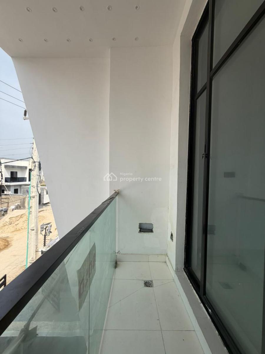 3-bedroom with Family Lounge, Ikota, Lekki, Lagos, Terraced Duplex for Rent