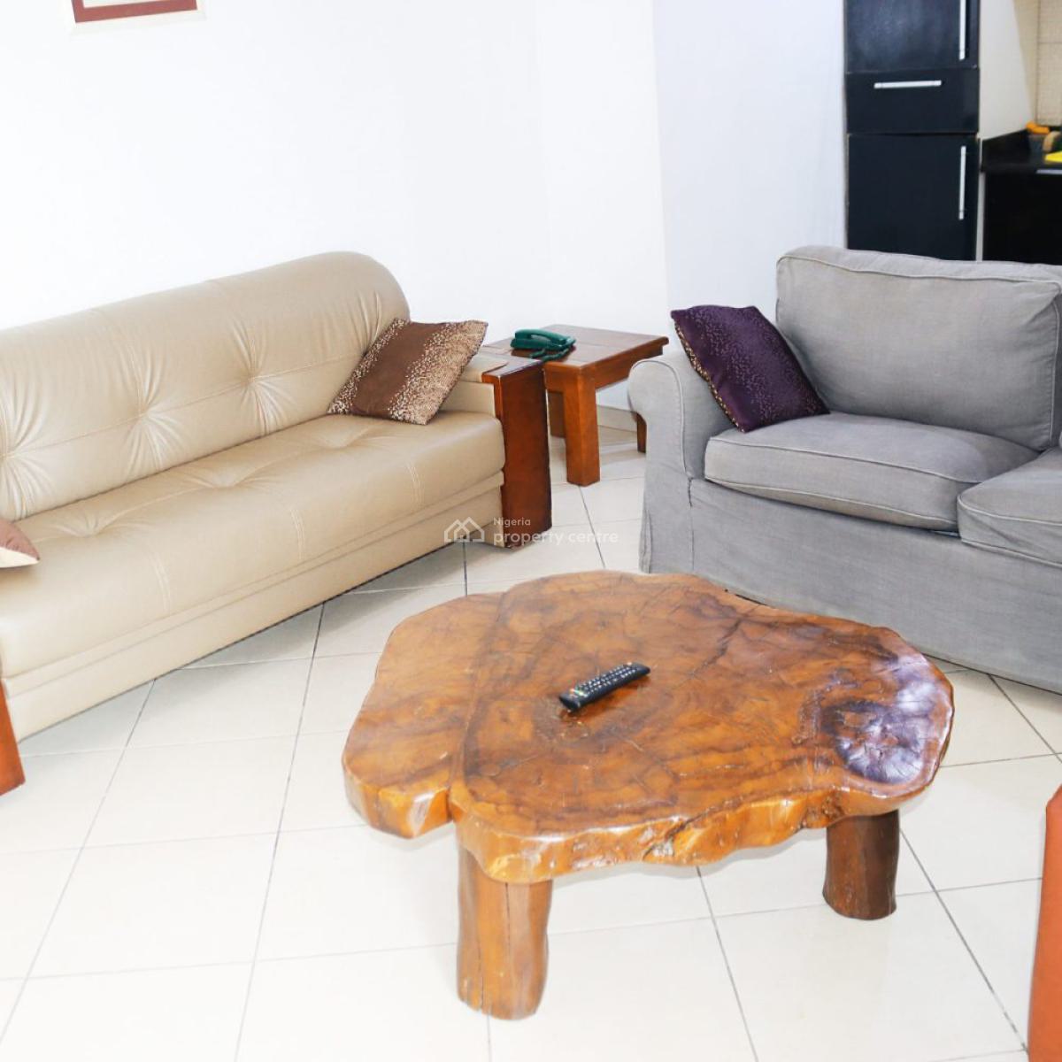 Nicely Furnished 3 Bedroom Apartment, Isolo, Lagos, Flat / Apartment Short Let